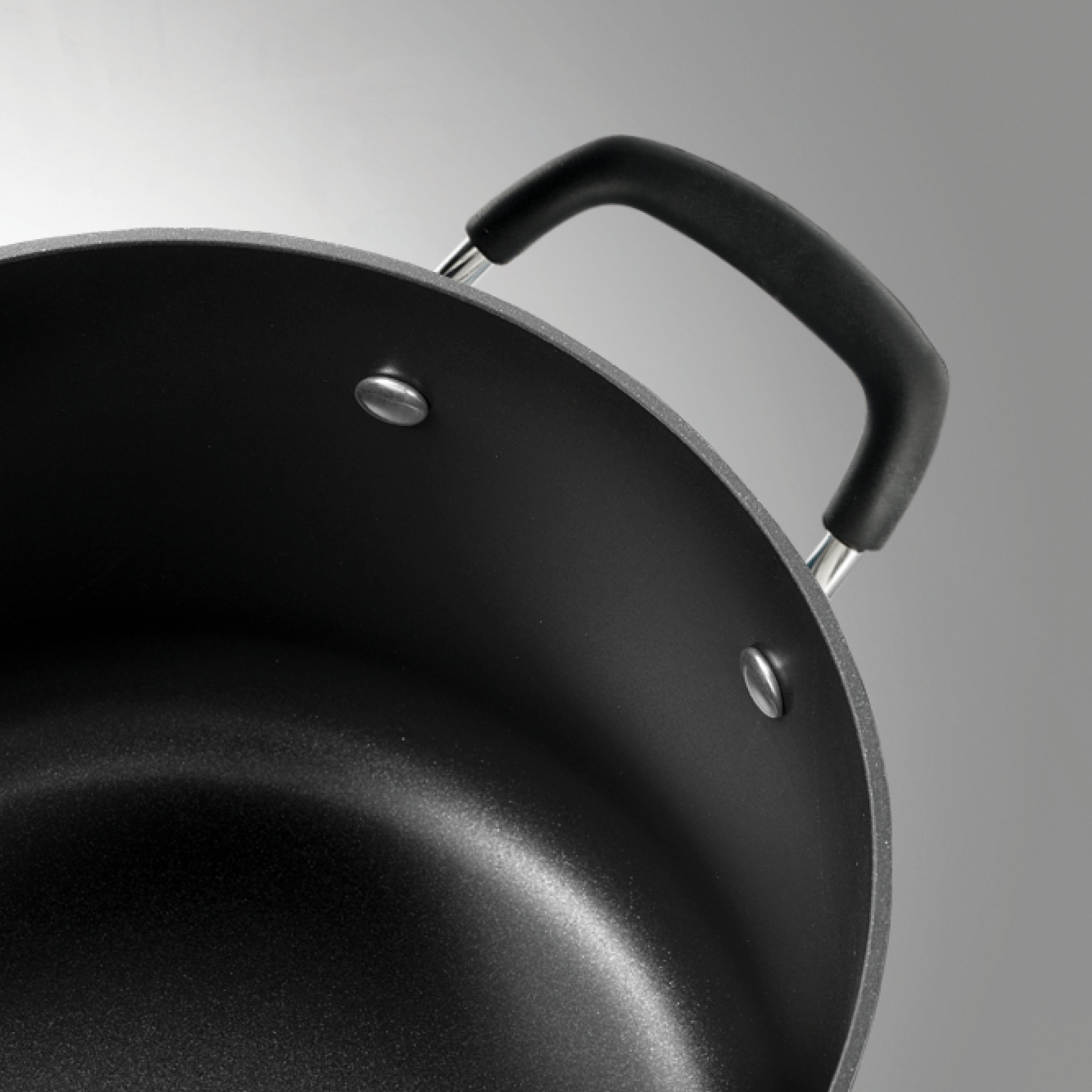 4-Piece Nonstick Stock Pot Set (8 quart and 12 quart)
