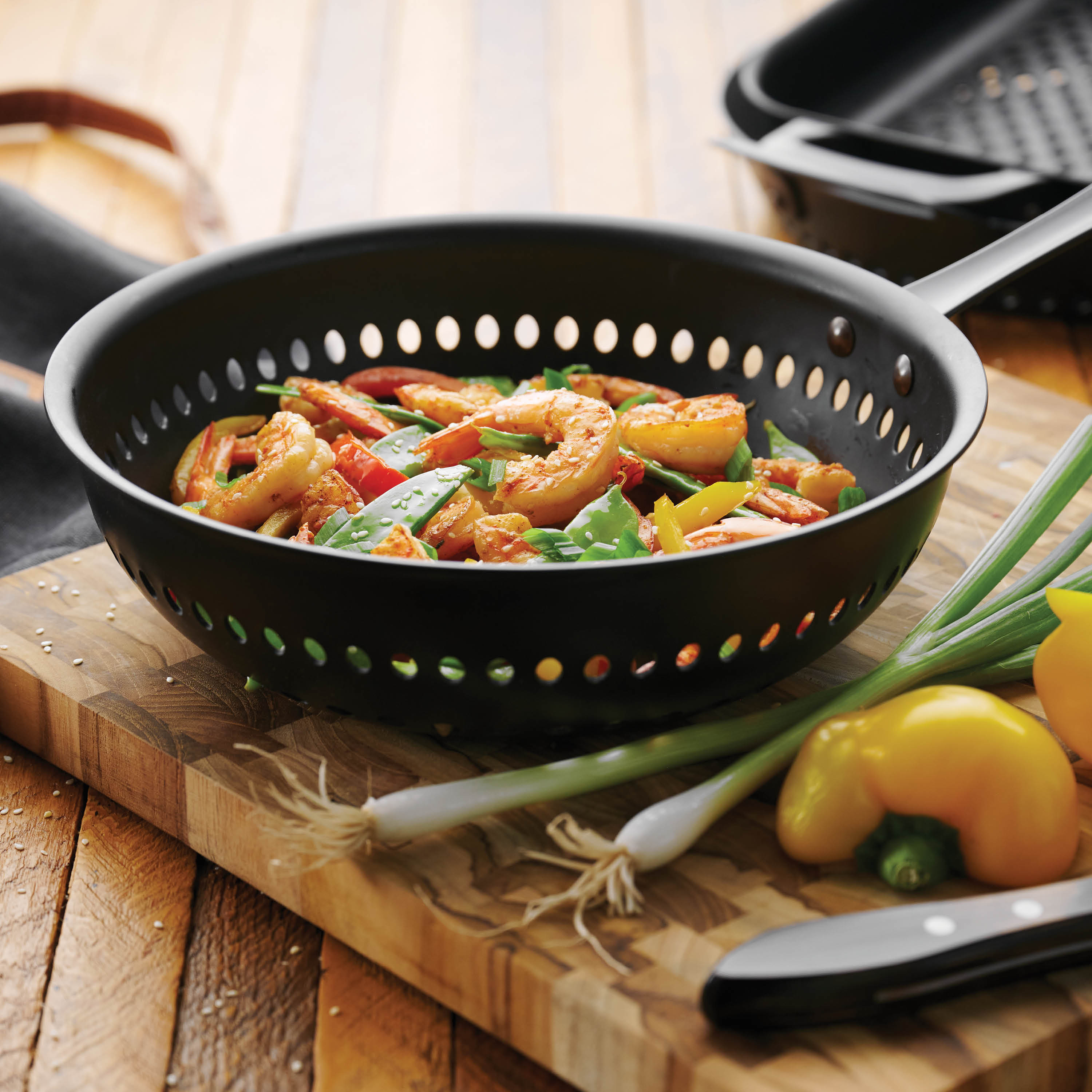 10 in Round Carbon Steel Stir Fry Pan