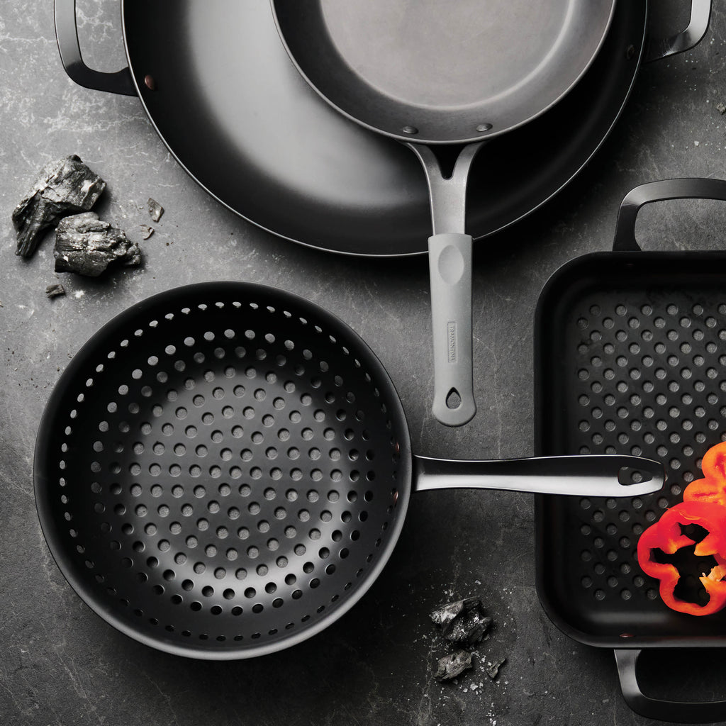 10 in Round Carbon Steel Stir Fry Pan