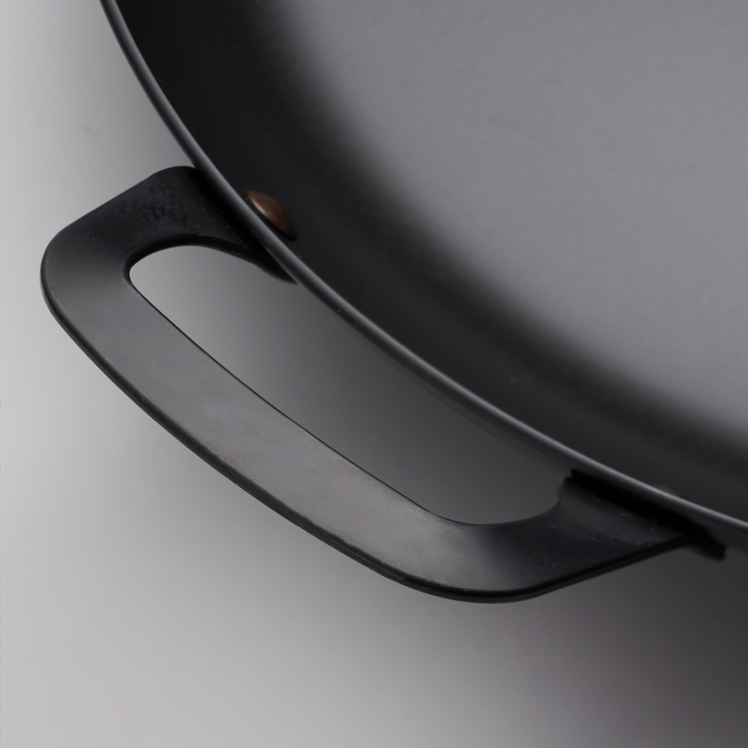 15 in Round Carbon Steel Griddle Pan